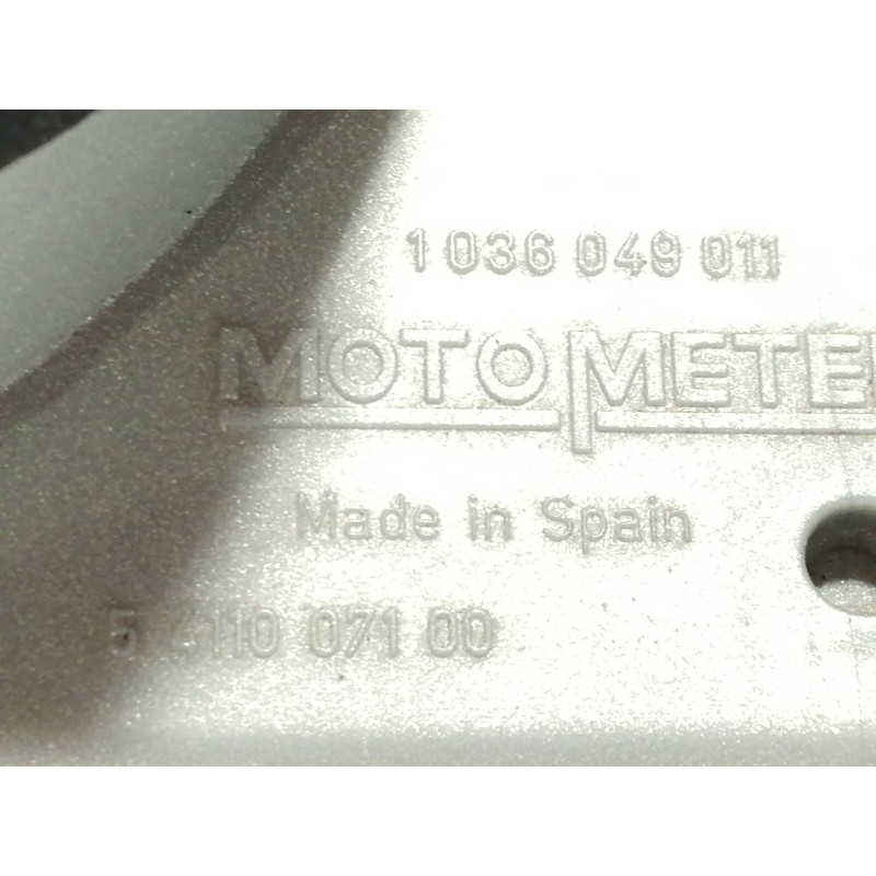 Recambio de cuadro instrumentos para volkswagen polo berlina (6n2) conceptline referencia OEM IAM 5411007100 1036025070 