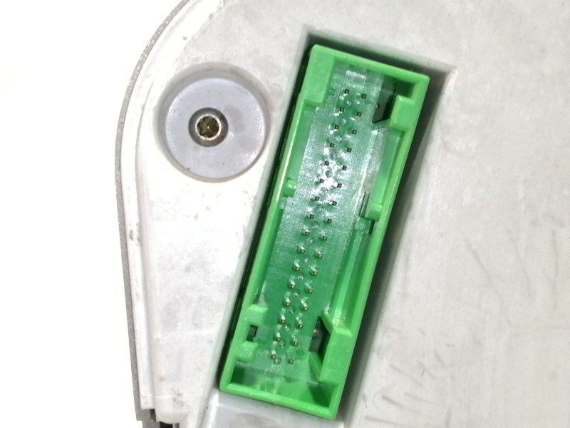 Recambio de cuadro instrumentos para volkswagen polo berlina (6n2) conceptline referencia OEM IAM 5411007100 1036025070 