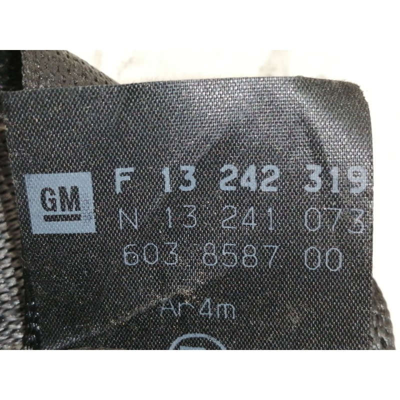 Recambio de cinturon seguridad trasero izquierdo para opel zafira b cosmo referencia OEM IAM 602592500B  
