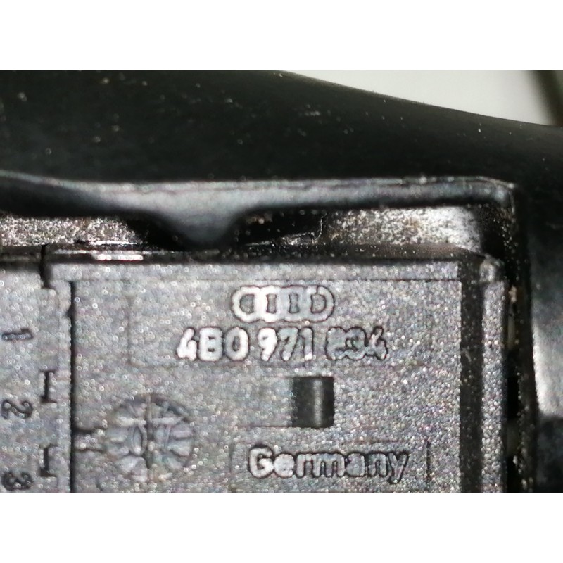 Recambio de espejo interior para volkswagen golf vi (5k1) advance referencia OEM IAM 4B0971834  