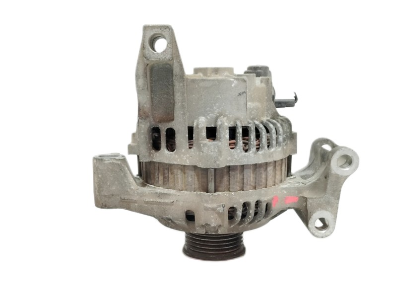 Recambio de alternador para ford fiesta berlina ghia referencia OEM IAM 98MF10300CA  