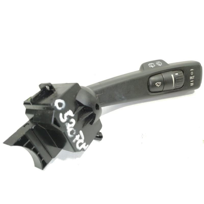 Recambio de mando limpia para volvo v50 familiar 2.0 d kinetic referencia OEM IAM 17D770  