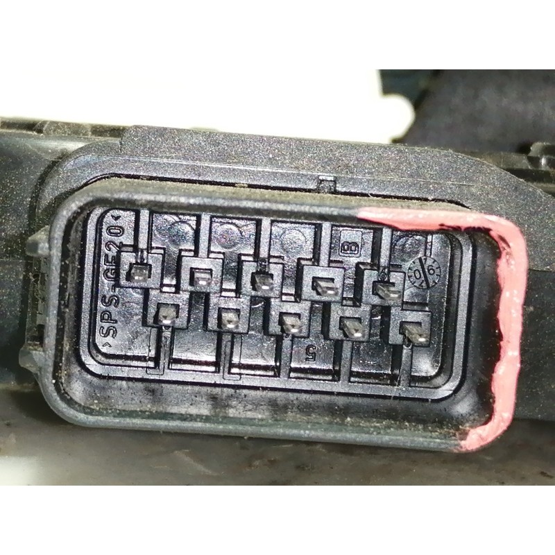 Recambio de cerradura puerta delantera derecha para volvo v50 familiar 2.0 d kinetic referencia OEM IAM 30753664 3176MC75RB 5 PU