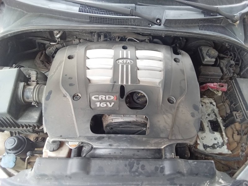 Recambio de tapa motor para kia sorento 2.5 crdi vgt ex1 referencia OEM IAM   