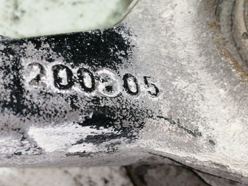 Recambio de mangueta delantera izquierda para ford focus c-max (cap) ghia (d) referencia OEM IAM 20005  