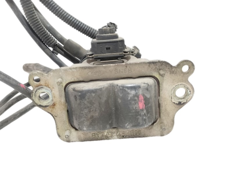 Recambio de bobina encendido para ford fiesta berlina studio referencia OEM IAM 96BF12257AB  