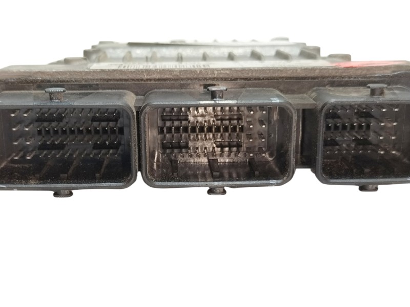 Recambio de centralita motor uce para renault megane ii berlina 3p confort authentique referencia OEM IAM 8200542288  