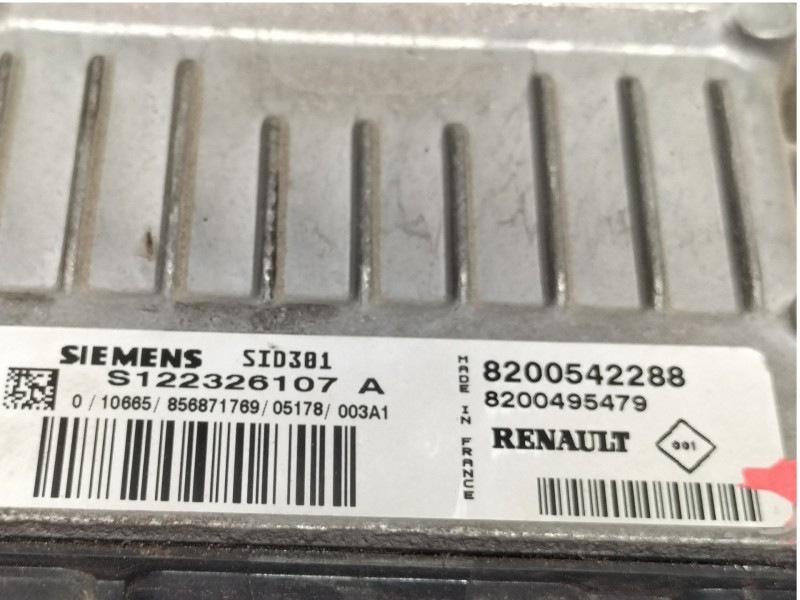 Recambio de centralita motor uce para renault megane ii berlina 3p confort authentique referencia OEM IAM 8200542288  