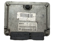 Recambio de centralita motor uce para opel vectra b berlina edition 2000 referencia OEM IAM 0281001873  