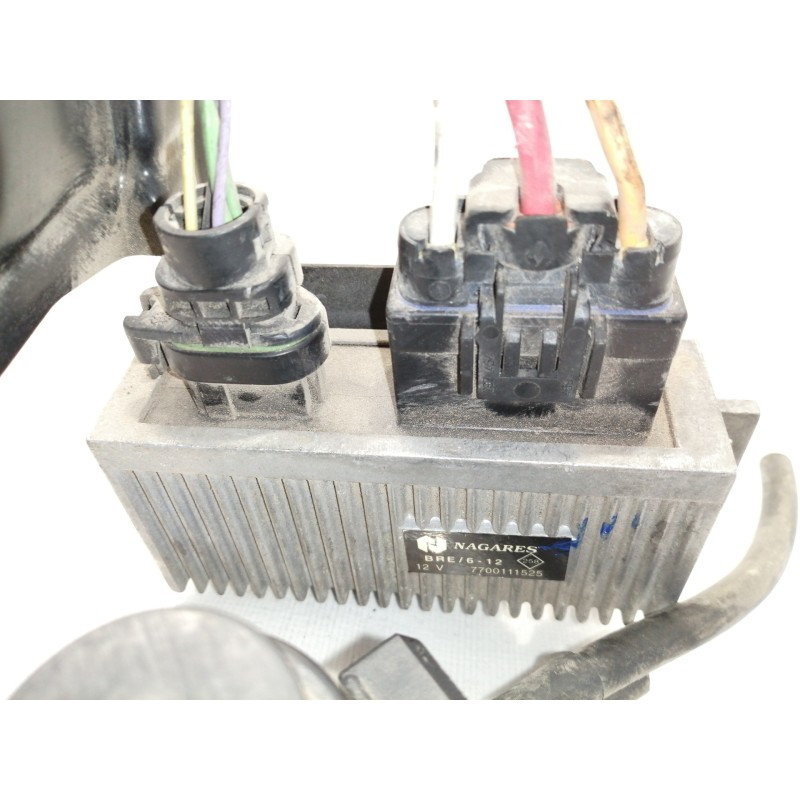 Recambio de caja precalentamiento para renault kangoo (f/kc0) referencia OEM IAM  7700111525 