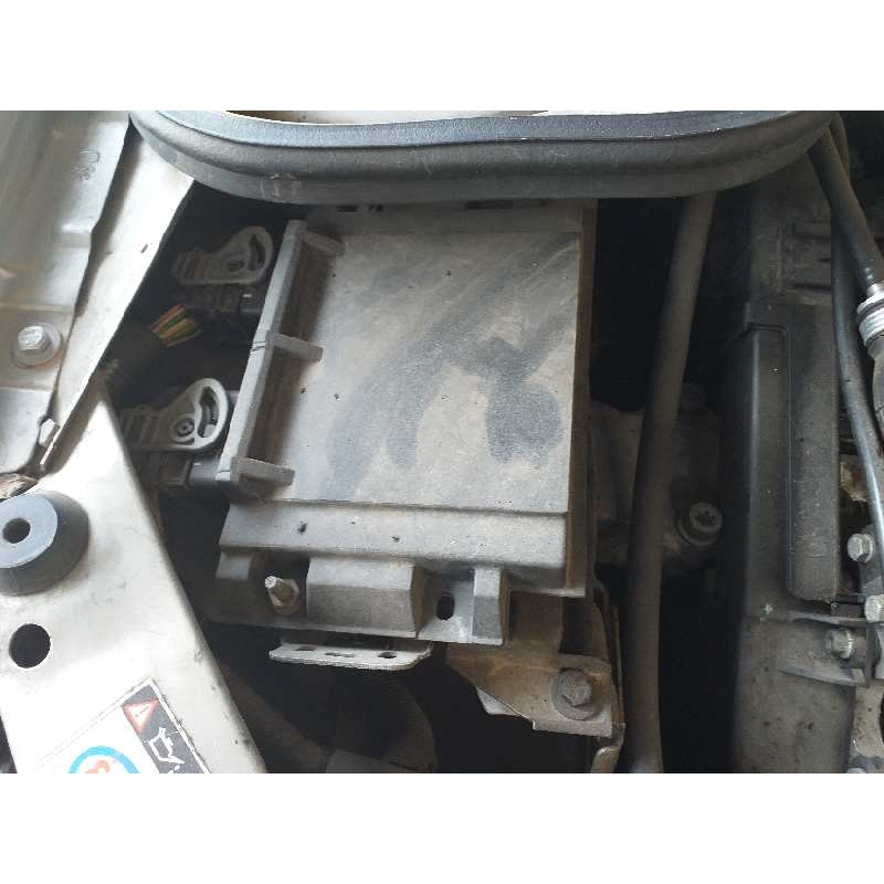 Recambio de centralita motor uce para peugeot 206 berlina xr referencia OEM IAM 9639587680  