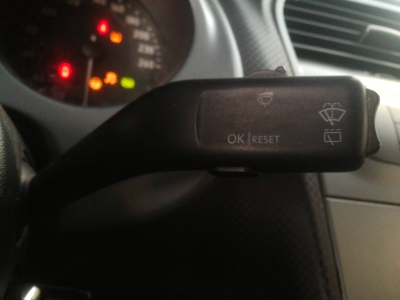 Recambio de mando limpia para seat altea (5p1) stylance / style referencia OEM IAM 1K0953519A 01203508 