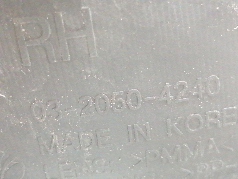 Recambio de piloto trasero derecho para daewoo matiz s referencia OEM IAM 0320504240  