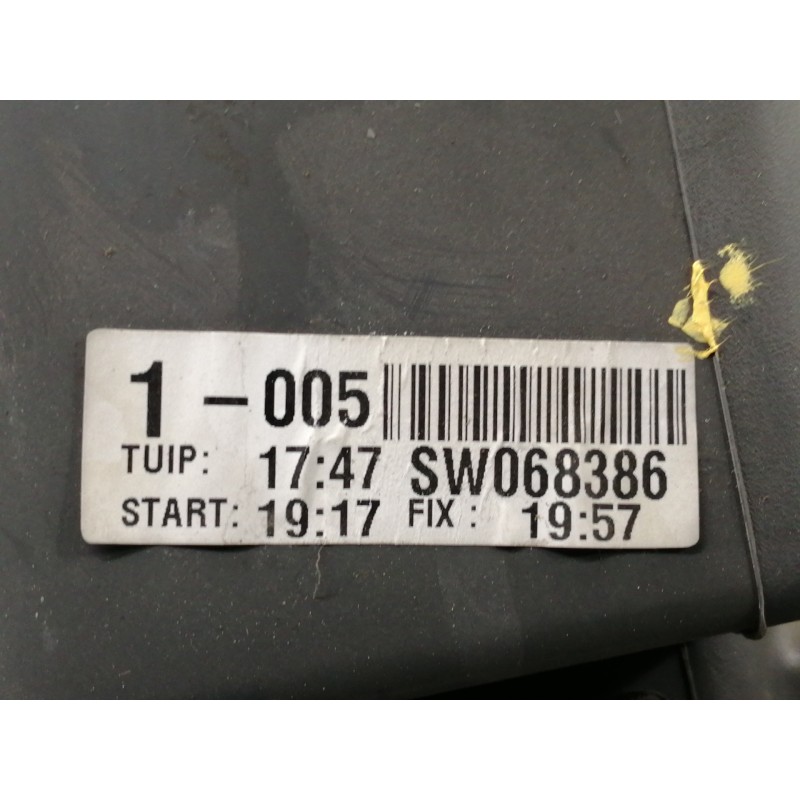 Recambio de guantera para hyundai santa fe (sm) 2.0 crdi vgt comfort referencia OEM IAM SW068386  