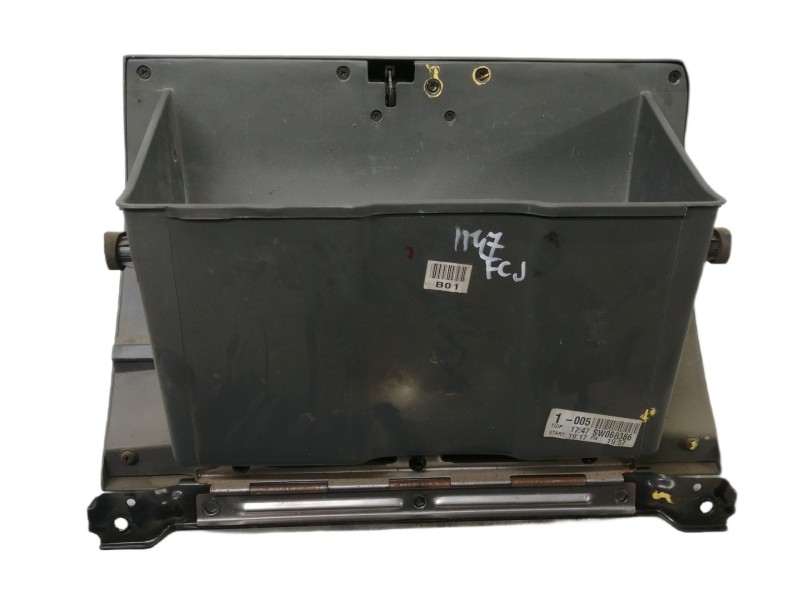 Recambio de guantera para hyundai santa fe (sm) 2.0 crdi vgt comfort referencia OEM IAM SW068386  