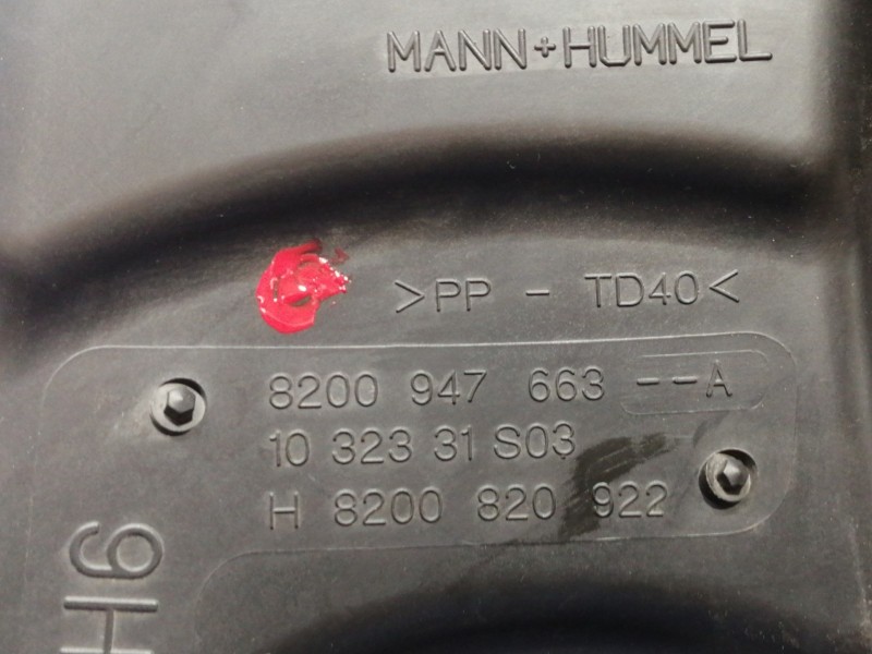 Recambio de filtro aire para renault megane iii coupe dynamique referencia OEM IAM 8200947663A 8200947663A H8200820922