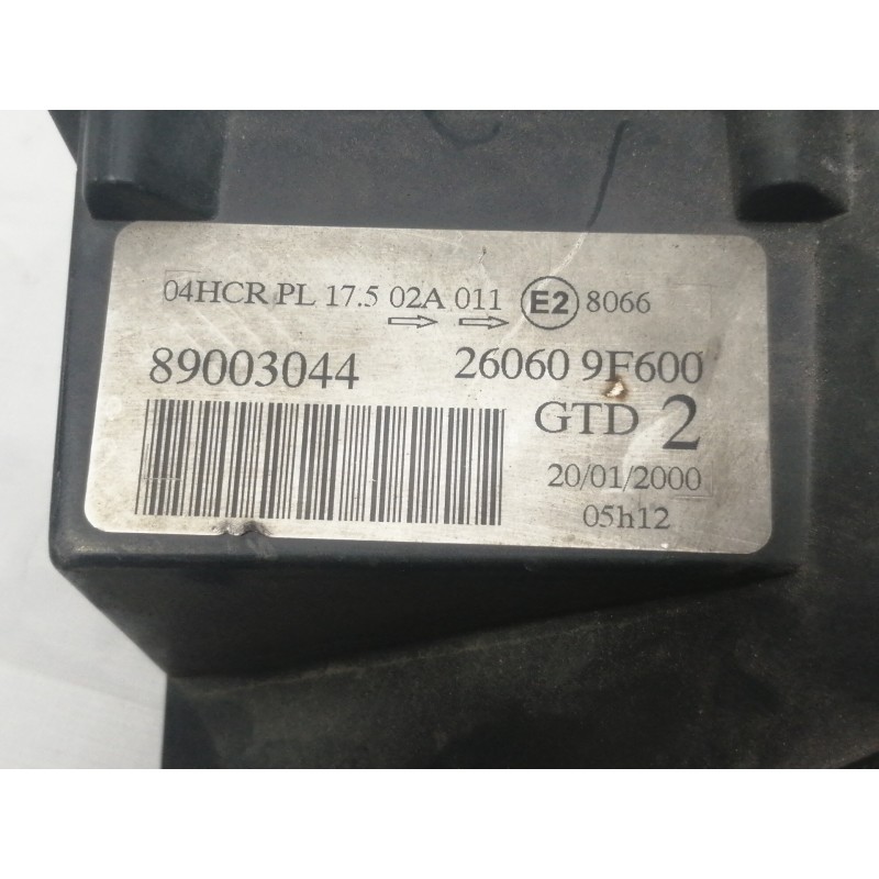 Recambio de faro izquierdo para nissan primera berlina (p11) comfort referencia OEM IAM 89003044  