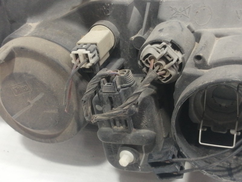 Recambio de faro izquierdo para nissan primera berlina (p11) comfort referencia OEM IAM 89003044  