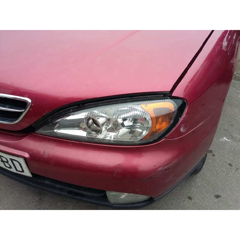 Recambio de faro izquierdo para nissan primera berlina (p11) comfort referencia OEM IAM 89003044  