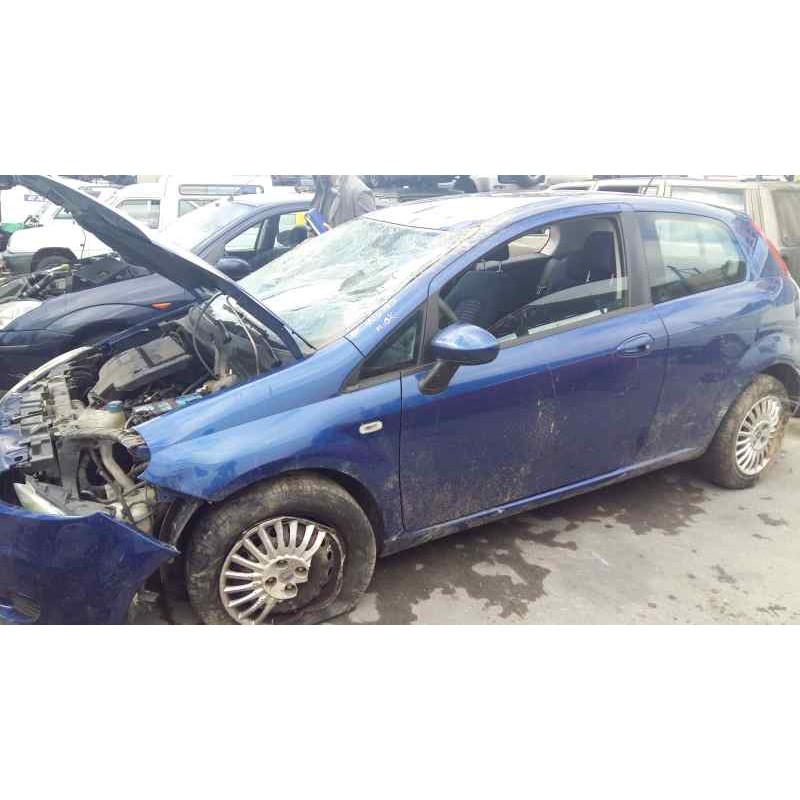 FIAT PUNTO BERLINA (188)
