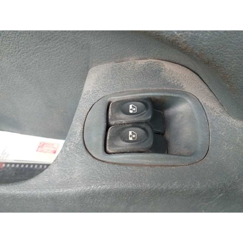 Recambio de mando elevalunas delantero izquierdo para renault megane i scenic (ja0) 1.6e rn referencia OEM IAM 7700836269  