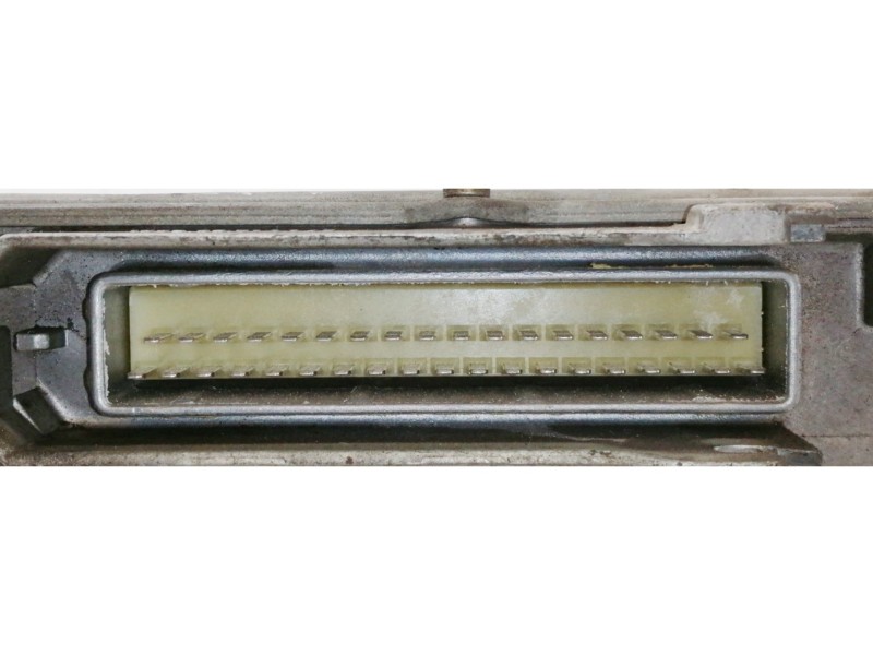 Recambio de centralita motor uce para citroën saxo 1.1 monaco referencia OEM IAM 9630278180 0261204622 