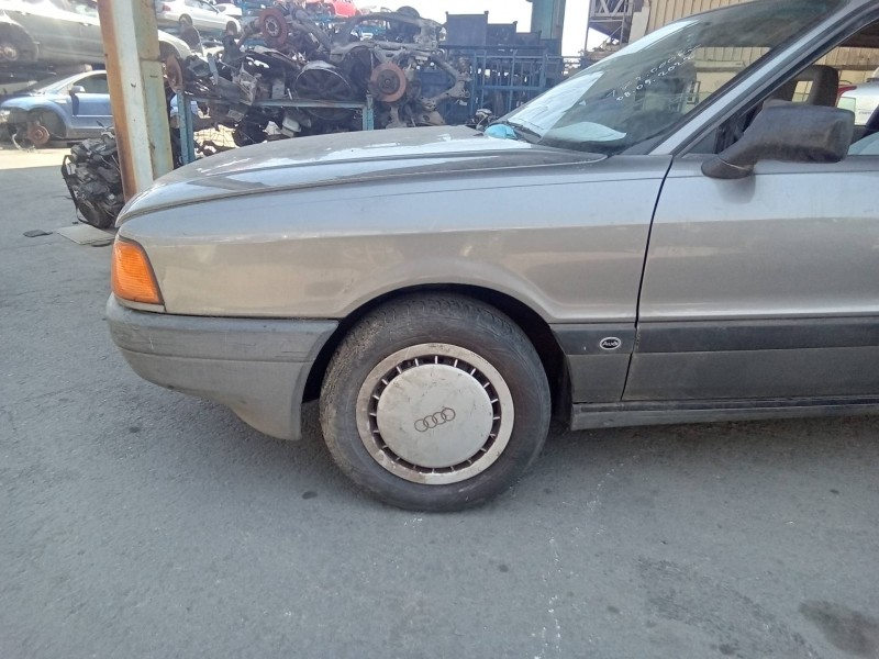Recambio de aleta delantera izquierda para audi 80/90 (893) 80 referencia OEM IAM   