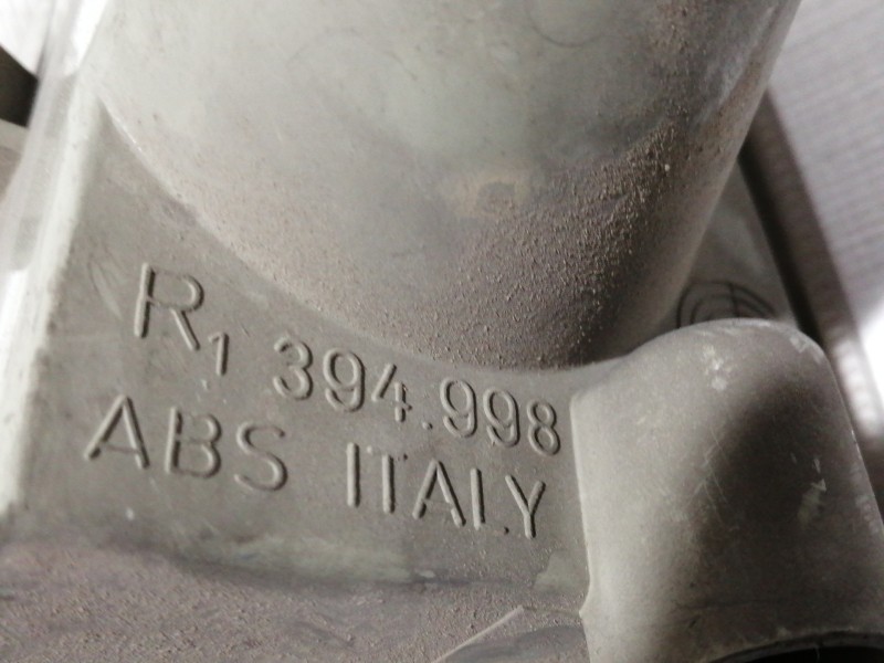 Recambio de piloto delantero derecho para opel vectra a 2.0 referencia OEM IAM 394998  