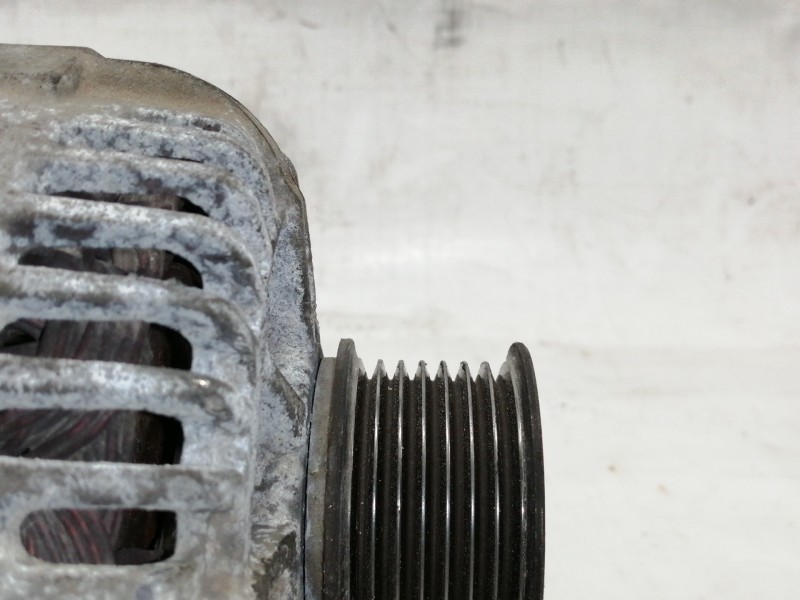 Recambio de alternador para renault megane ii familiar authentique confort referencia OEM IAM 8200290215  