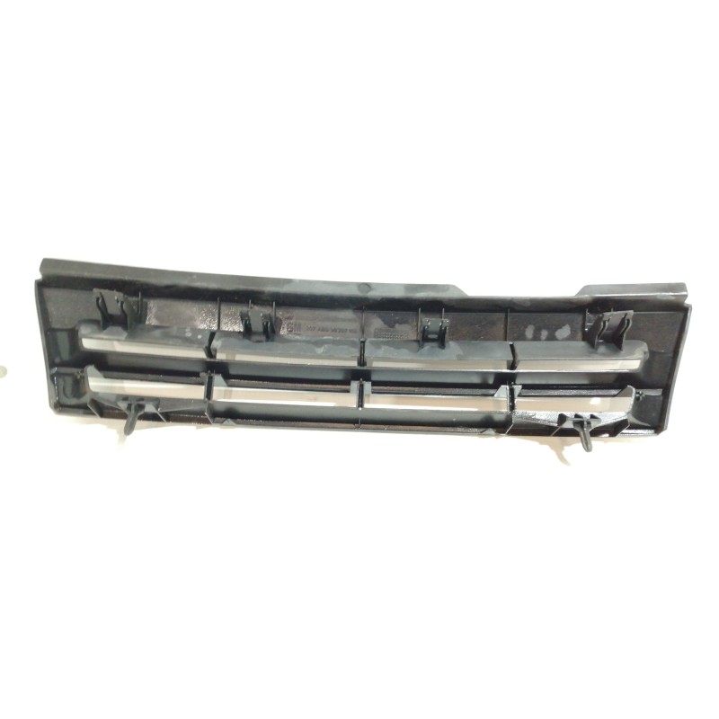 Recambio de rejilla delantera para opel vectra a 2.0 referencia OEM IAM 90287108 90306686 