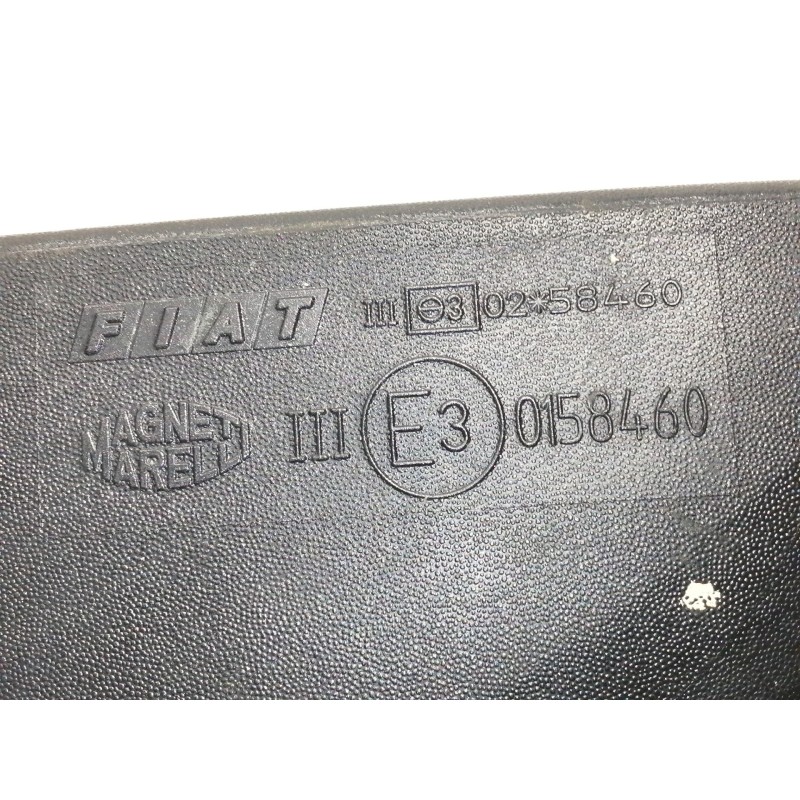 Recambio de retrovisor derecho para fiat stilo (192) 1.6 16v referencia OEM IAM 0258460  ELECTRICO