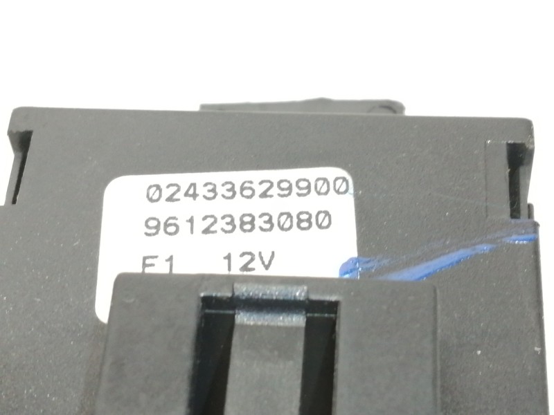 Recambio de pantalla multifuncion para peugeot 306 break boulebard referencia OEM IAM 9612383080  