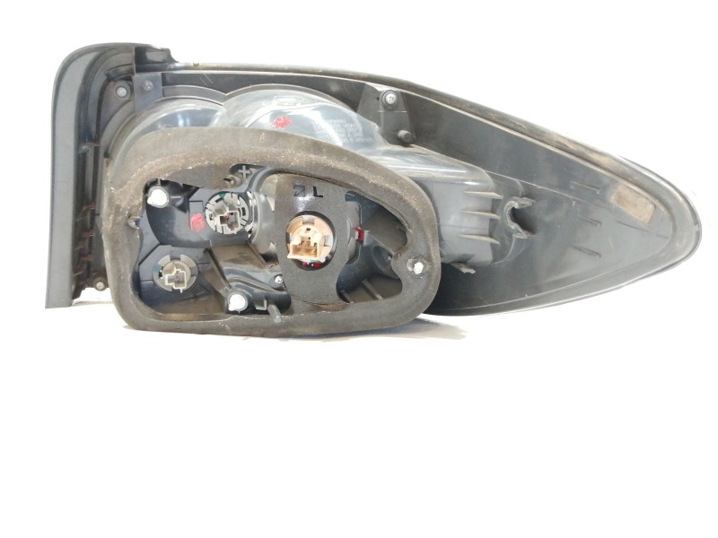 Recambio de piloto trasero izquierdo para mazda cx-7 (er) active referencia OEM IAM EG2151150  