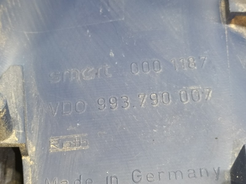 Recambio de cuadro instrumentos para smart coupe passion referencia OEM IAM 110008872005  