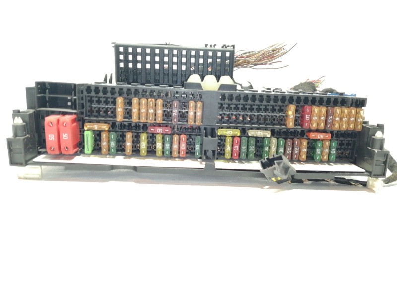 Recambio de caja reles / fusibles para bmw serie 3 compact (e46) 316ti referencia OEM IAM 8364542  