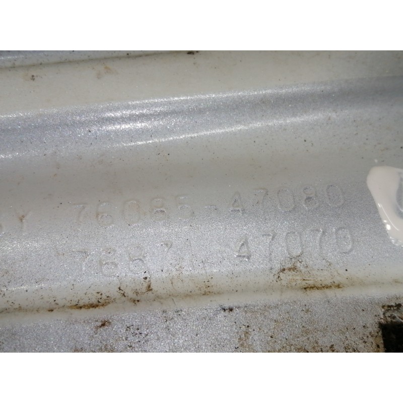 Recambio de aleron trasero para toyota prius (zvw50) basis referencia OEM IAM 7608547080  