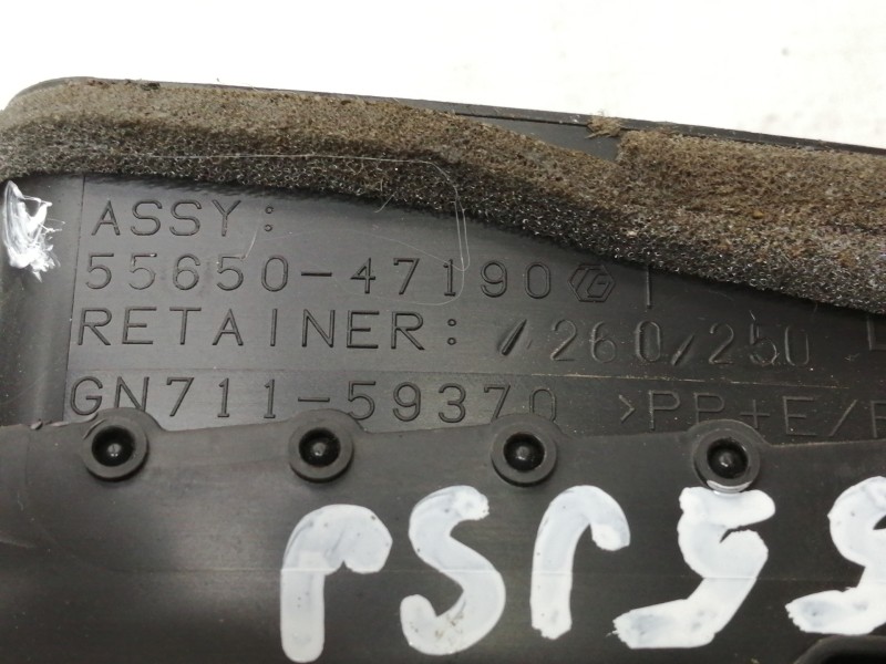 Recambio de rejilla aireadora para toyota prius (zvw50) basis referencia OEM IAM 5565047190  