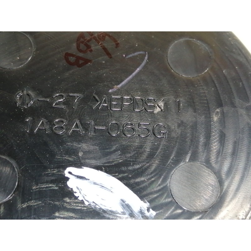 Recambio de moldura para toyota prius (zvw50) basis referencia OEM IAM 5880447121  