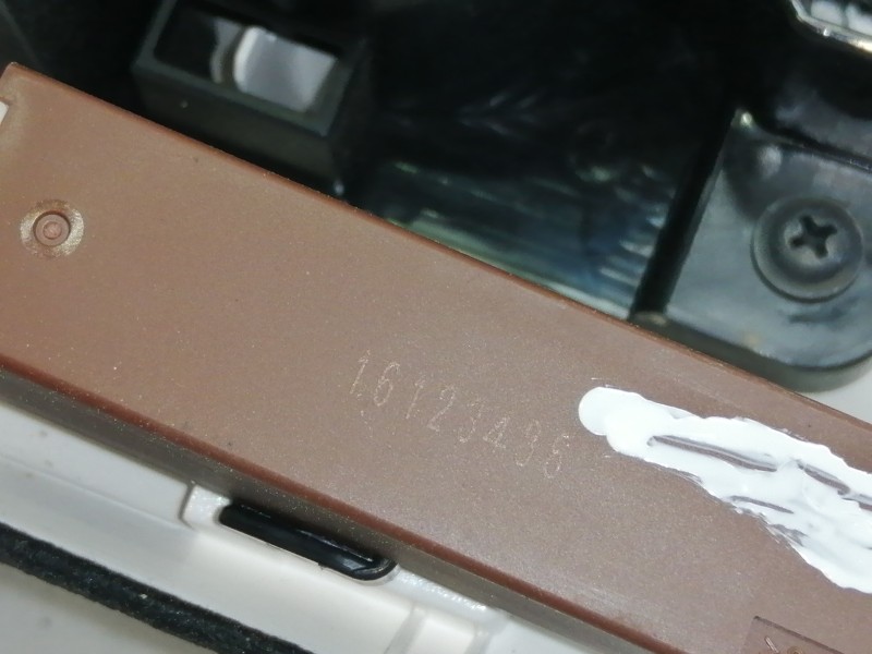 Recambio de moldura para toyota prius (zvw50) basis referencia OEM IAM 5880447121  