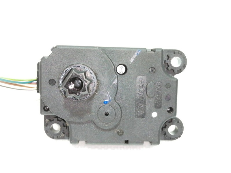 Recambio de motor apertura trampillas climatizador para opel mokka selective referencia OEM IAM T1027136U  