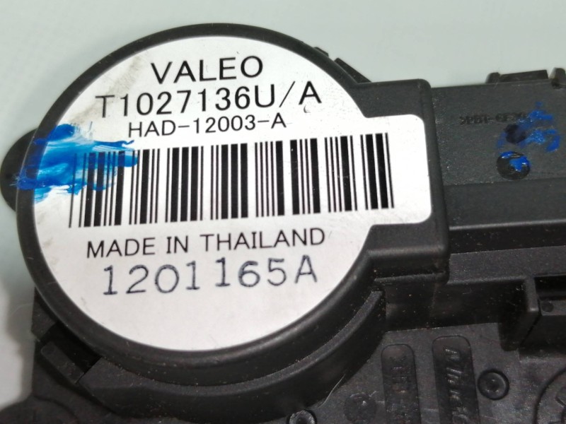 Recambio de motor apertura trampillas climatizador para opel mokka selective referencia OEM IAM T1027136U  