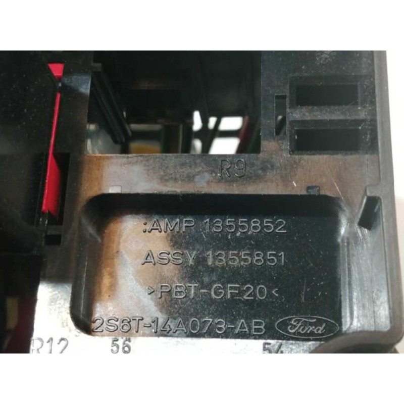 Recambio de caja reles / fusibles para ford fusion (cbk) ambiente referencia OEM IAM 2S6T14A073  