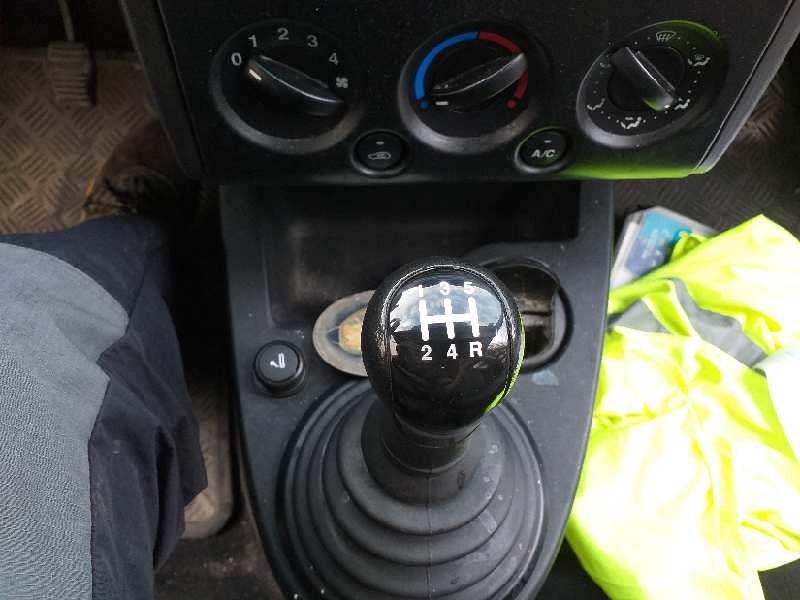Recambio de palanca cambio para ford fusion (cbk) ambiente referencia OEM IAM 2S6R7C453MF  