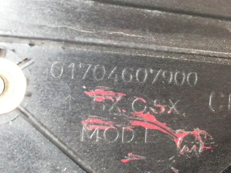 Recambio de retrovisor izquierdo para fiat stilo (192) 1.6 16v referencia OEM IAM 01704607900  