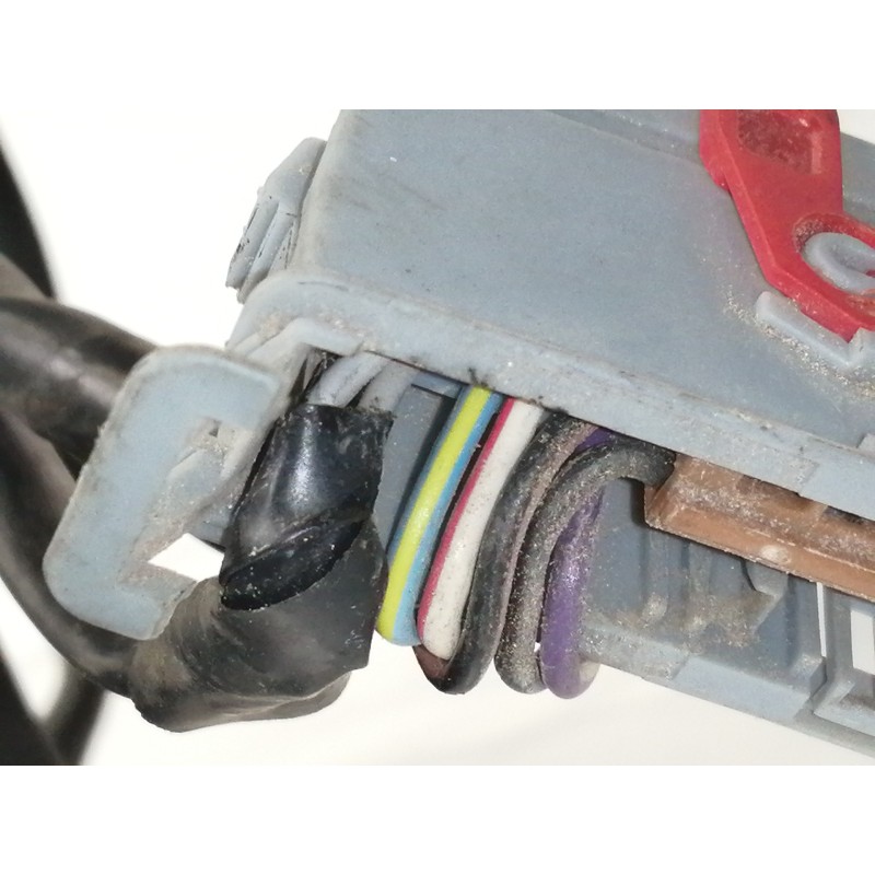 Recambio de retrovisor izquierdo para fiat stilo (192) 1.6 16v referencia OEM IAM 01704607900  