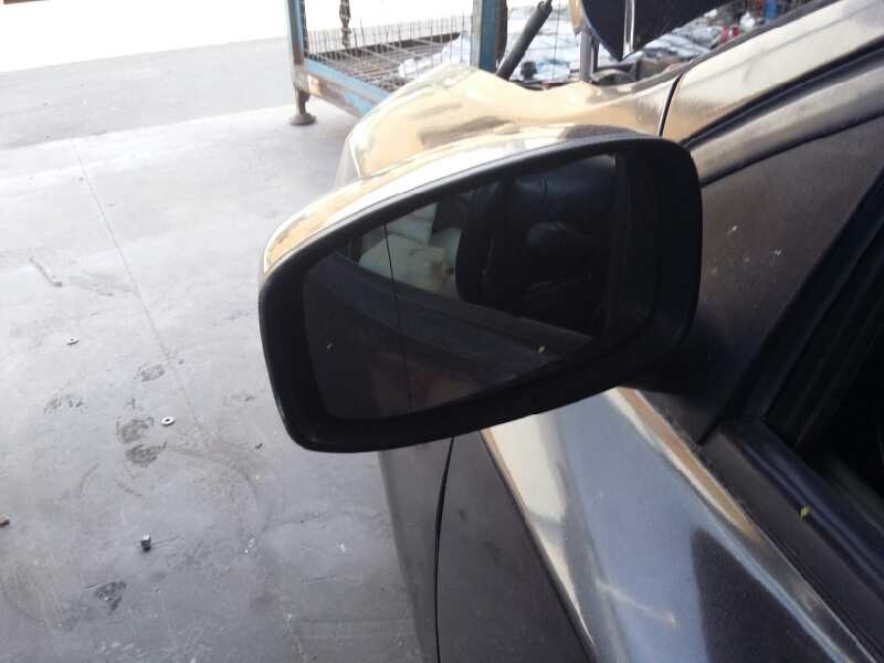 Recambio de retrovisor izquierdo para fiat stilo (192) 1.6 16v referencia OEM IAM 01704607900  