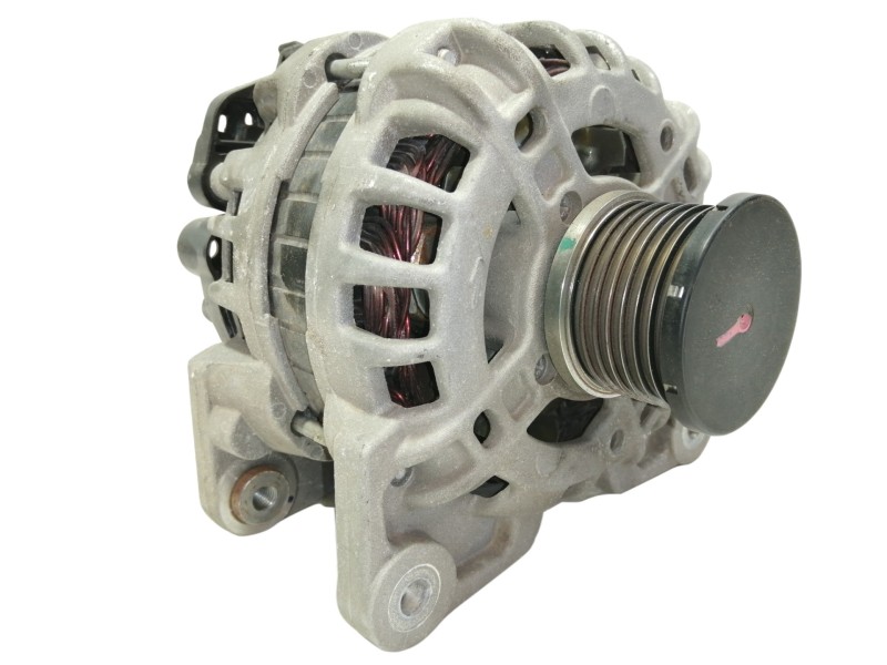 Recambio de alternador para renault captur 0.9 tce referencia OEM IAM 231008593R  