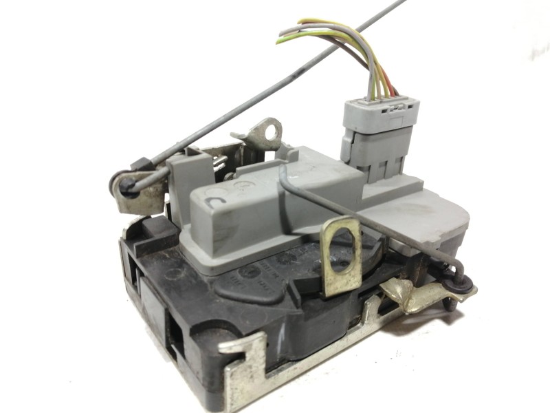 Recambio de cerradura puerta delantera izquierda para peugeot 206+ básico referencia OEM IAM   