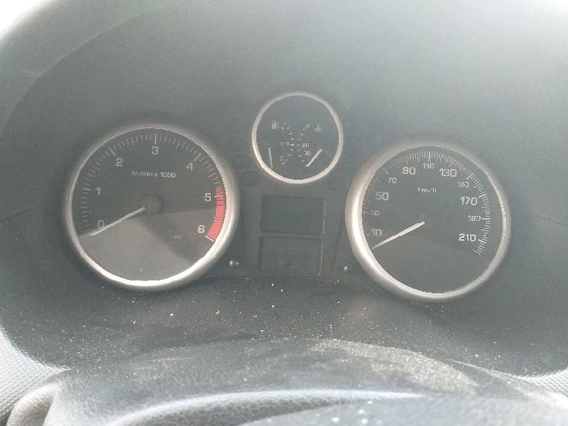 Recambio de cuadro instrumentos para peugeot 206+ básico referencia OEM IAM 9666636880  