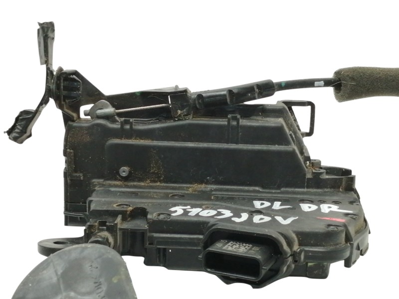 Recambio de cerradura puerta delantera derecha para renault captur 0.9 tce referencia OEM IAM 805022764R  